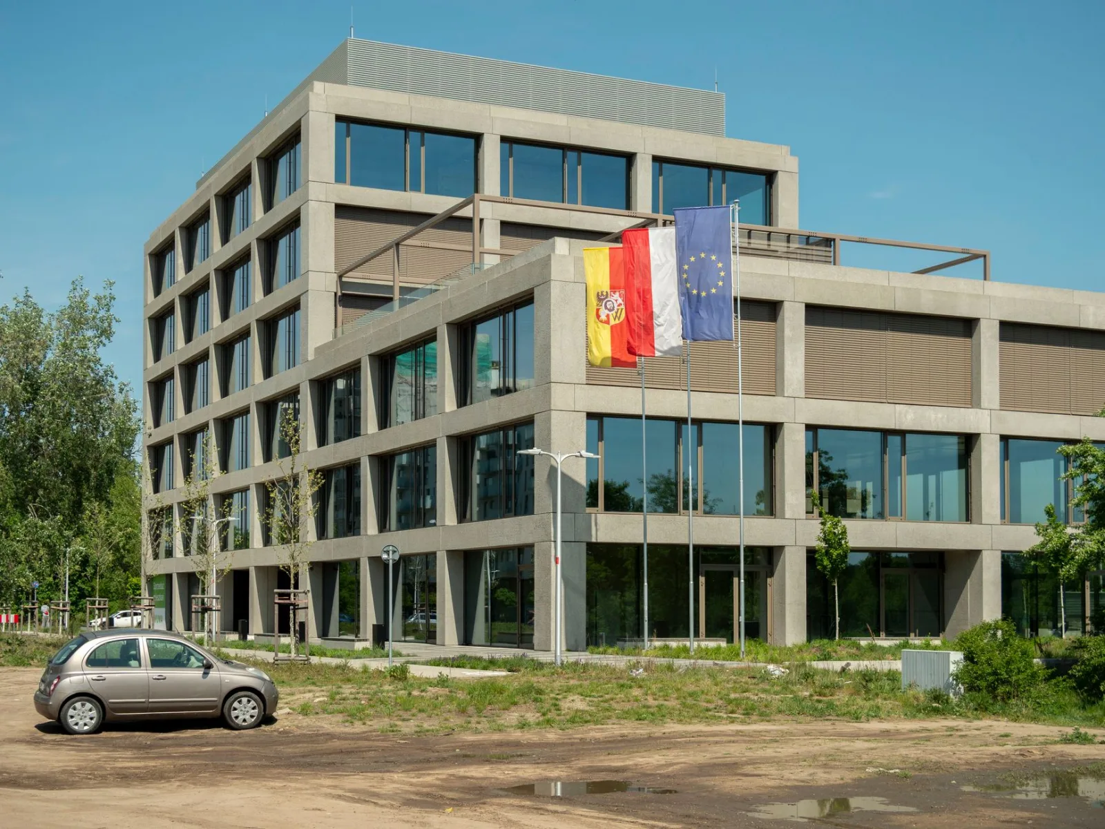 Biskupi EU-a - umjetna inteligencija mora sluziti covjeku